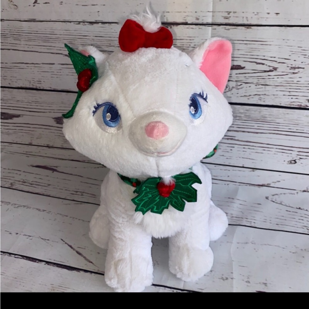 Disney Store Exclusive Christmas Holiday MARIE 11" Plush Aristocats Super Soft